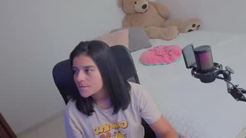 valerihouse_ online show from 06-12-26, 01:26