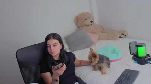 valerihouse_ online show from 07-12-26, 02:02