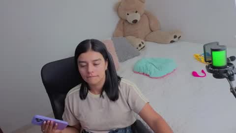valerihouse_ online show from 07-18-26, 02:38
