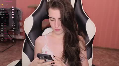 Snapshot of valeritiio chatting on 09-30-25, 05:12 valeritiio online show from 09-30-25, 05:12