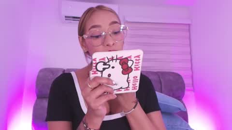 Valeryn online show from 07-16-26, 03:01