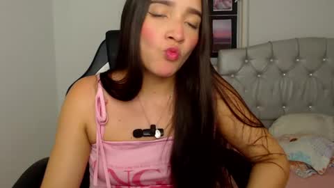 valeria online show from 04-21-26, 05:14