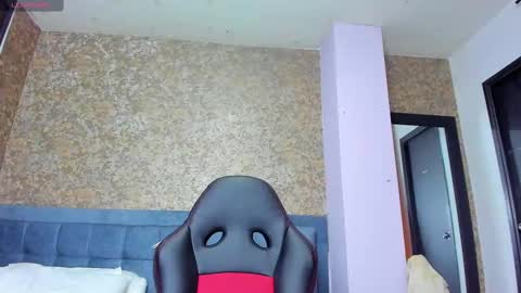 Snapshot of valery_allen_ chatting on 10-02-25, 11:39 Valery online show from 10-02-25, 11:39