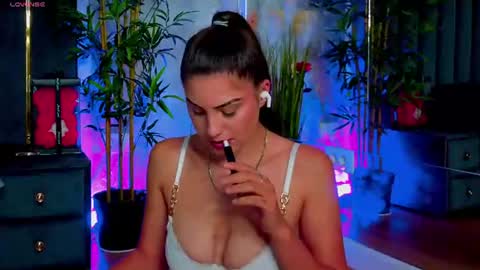 Snapshot of valery_evann chatting on 07-28-26, 07:39 Valery online show from 07-28-26, 07:39