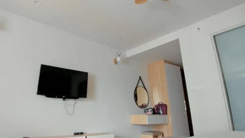 Snapshot of valery_pearson chatting on 11-28-25, 01:30 valery_pearson online show from 11-28-25, 01:30