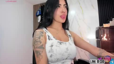 Snapshot of valery_sunn chatting on 07-17-26, 05:25 Ashley online show from 07-17-26, 05:25