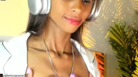 Valery swan1 online show from 12-08-24, 08:20