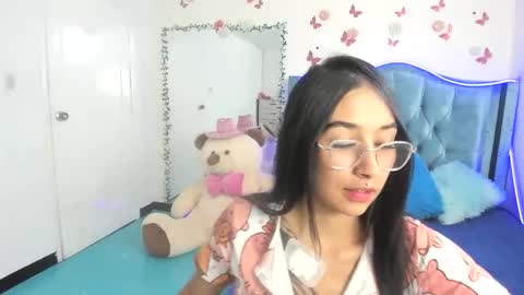 Snapshot of valery_taylor_1 chatting on 04-07-26, 04:24 valery online show from 04-07-26, 04:24