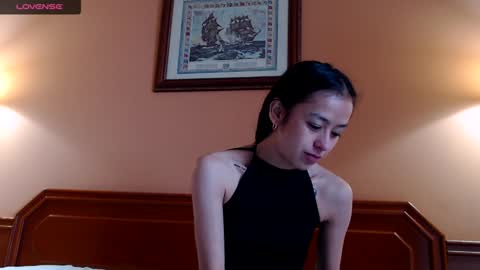 Snapshot of valerybaker1 chatting on 02-07-25, 04:24 B V Naughty online show from 02-07-25, 04:24