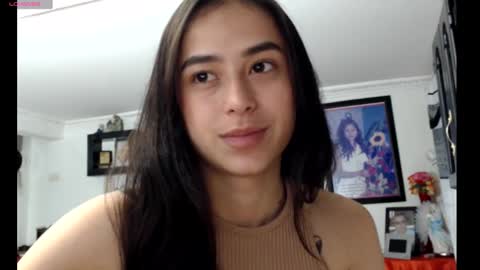 Snapshot of valerybaker1 chatting on 02-20-25, 11:32 B V Naughty online show from 02-20-25, 11:32