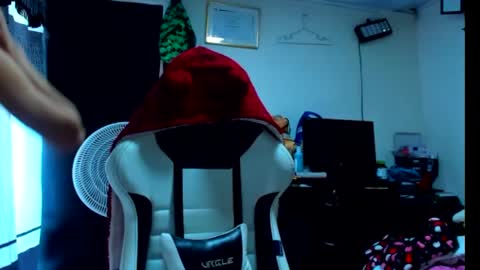 B V Naughty online show from 06-22-26, 05:43