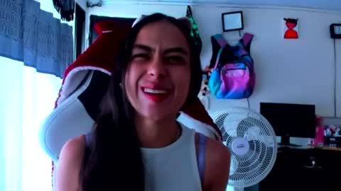 B V Naughty online show from 07-09-26, 05:06