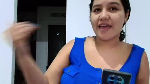 Snapshot of valesaenz chatting on 07-27-26, 11:23 valesaenz online show from 07-27-26, 11:23