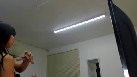 valey_nicole online show from 07-12-26, 03:36