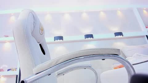  VALIRYA  online show from 11-25-25, 10:37