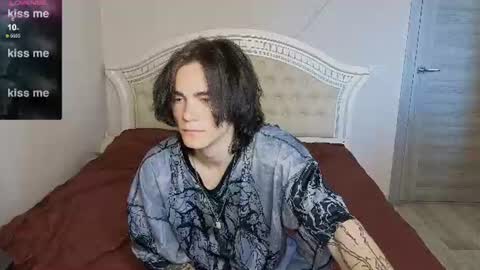 Shiro online show from 07-25-26, 07:17