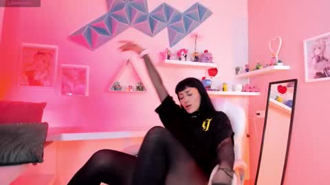 Valkiria online show from 03-13-26, 05:14