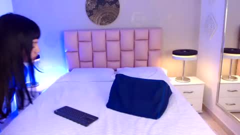 Snapshot of valkiriabennett chatting on 07-28-26, 04:39 online show from 07-28-26, 04:39