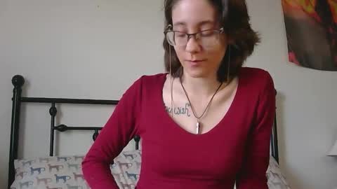 Snapshot of valleriestarr chatting on 02-19-26, 10:17 Vallerie Starr online show from 02-19-26, 10:17