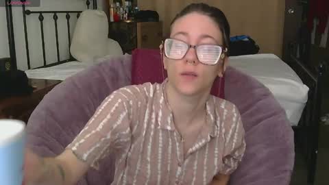 Vallerie Starr online show from 05-19-26, 02:23