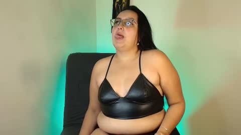 Vallery16 online show from 11-28-25, 02:14