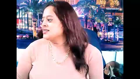 Snapshot of valleyval chatting on 01-07-25, 06:05 indianvalvet priya is back online show from 01-07-25, 06:05
