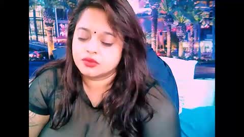 Snapshot of valleyval chatting on 01-17-25, 12:42 indianvalvet priya is back online show from 01-17-25, 12:42
