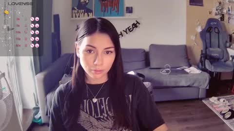 Little Devil online show from 04-13-26, 11:05