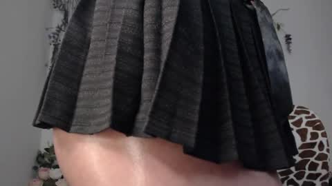 valquiria_sirgun online show from 02-23-25, 04:46