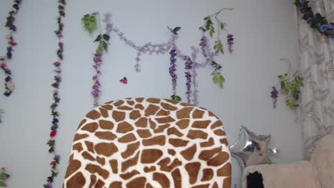 valquiria_sirgun online show from 03-07-25, 03:39