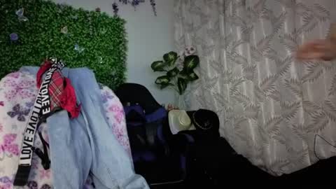 valquiria_sirgun online show from 07-22-26, 09:23