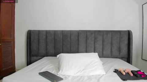 valtira nova online show from 02-09-25, 03:43