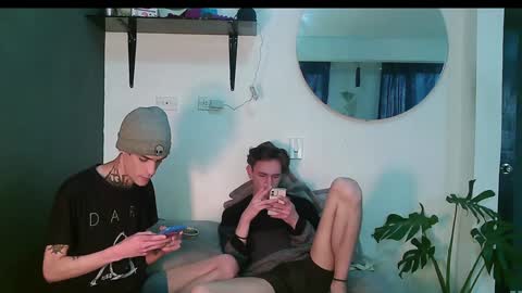 Vamp Noah and Dan online show from 01-24-25, 08:32