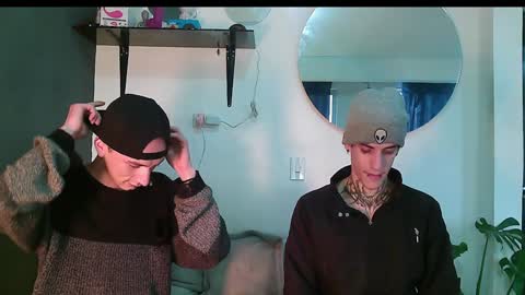 Vamp Noah and Dan online show from 01-30-25, 09:04