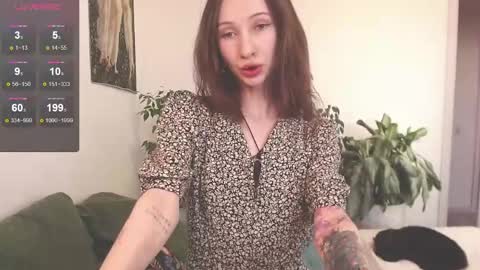 Snapshot of vampire_valentine chatting on 04-30-26, 07:47 Mollyy Valentine online show from 04-30-26, 07:47