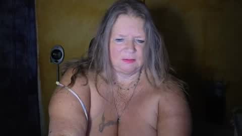 Snapshot of vampwoman chatting on 07-07-26, 05:10 vampwoman online show from 07-07-26, 05:10