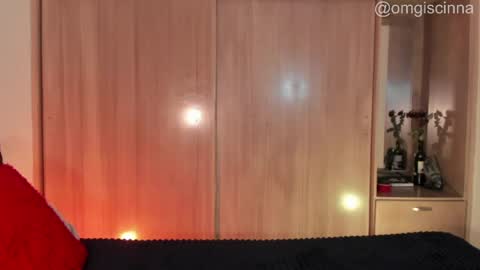 Cinnamon  online show from 05-30-26, 07:00