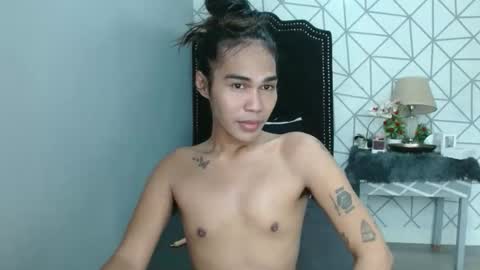 Snapshot of vampy_ebony_laxine chatting on 05-16-26, 08:00 vampy_ebony_laxine online show from 05-16-26, 08:00