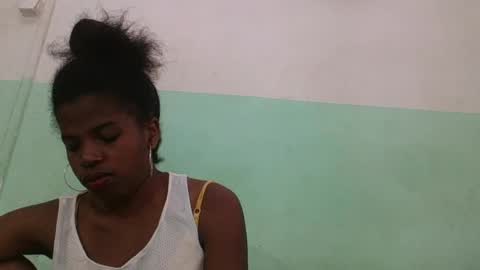 Snapshot of vanafiry chatting on 01-14-25, 05:40 vanafiry online show from 01-14-25, 05:40