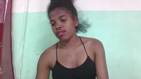 Snapshot of vanafiry chatting on 01-25-25, 02:03 vanafiry online show from 01-25-25, 02:03