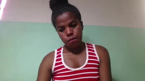 Snapshot of vanafiry chatting on 01-28-25, 04:18 vanafiry online show from 01-28-25, 04:18