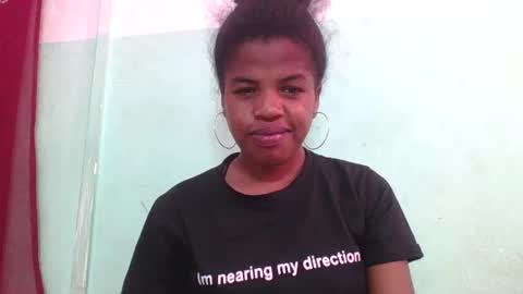 Snapshot of vanafiry chatting on 02-16-25, 10:10 vanafiry online show from 02-16-25, 10:10