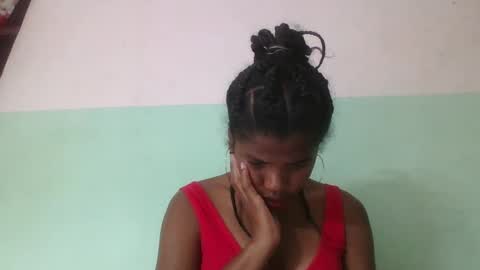 Snapshot of vanafiry chatting on 02-24-25, 11:32 vanafiry online show from 02-24-25, 11:32