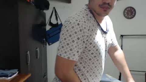 Snapshot of vancoserx111 chatting on 07-07-26, 12:02 vancoserx111 online show from 07-07-26, 12:02