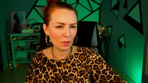 Vanda online show from 12-08-24, 11:24