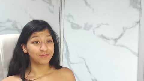 Snapshot of vanelin18 chatting on 12-20-24, 11:32 Vane online show from 12-20-24, 11:32