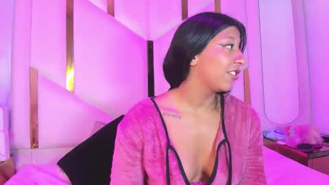 Snapshot of vanelin18 chatting on 04-29-26, 06:47 Vane online show from 04-29-26, 06:47