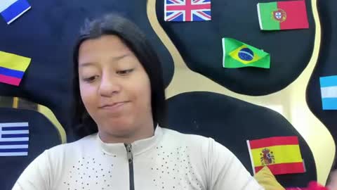 Snapshot of vanelin18 chatting on 06-20-26, 02:42 Vane online show from 06-20-26, 02:42