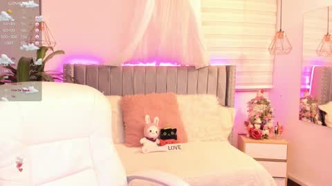 Snapshot of vanesa_moon_ chatting on 12-16-24, 11:50 vanesa_moon_ online show from 12-16-24, 11:50