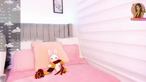 Snapshot of vanesa_moon_ chatting on 09-16-25, 11:50 vanesa_moon_ online show from 09-16-25, 11:50